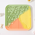 Silicone Lick Mat — Textured Slow-Feeding Tray with Strong Suction (Square, 20×20 cm)